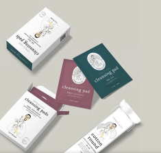 Use of characters in cleansing pads and cotton pads